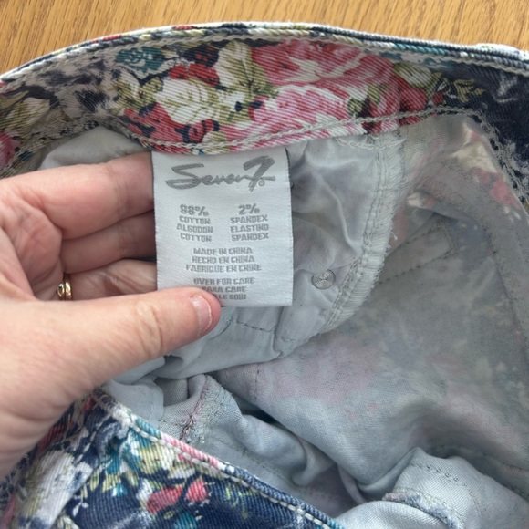 Seven7 Floral Print Skinny Jeans Denim Blue Pink Womens Size 4 Flowers Pants - Picture 4 of 9